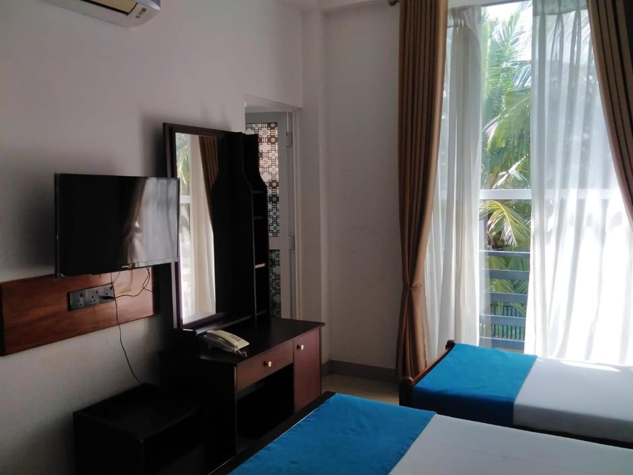 Sun Ray Rest House Kalkudah  Bilik gambar